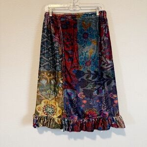 Natural Life Floral Print Colorful Soft Cozy Ruffle Hem Towel Wrap Size L/XL